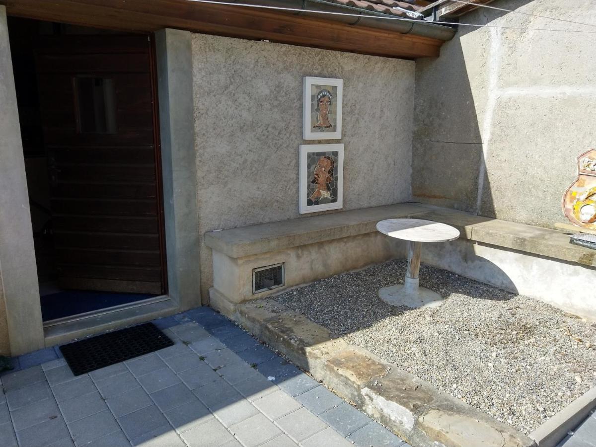Charmante Maison Au Coeur Du Lavaux, Cully, Cuisine, Wifi, Les Echalas Exterior photo